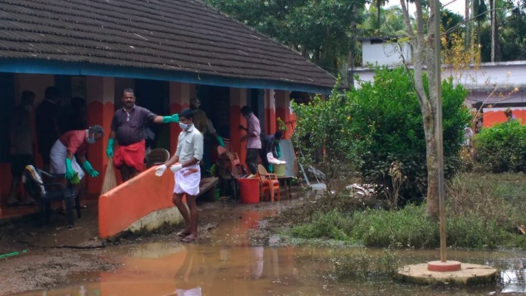 Cleaning by KILA - ETC employees-thrissur